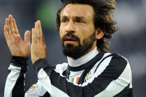 开云体育APP下载-半场比分：54-51，北京队略占优势，比赛悬念不断！，北京队比赛视频直播